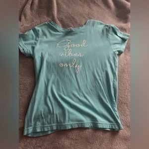 ••Good Vibes Only T-Shirt••
